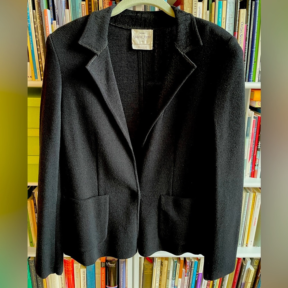 Italian wool knit blazer black M with pockets
